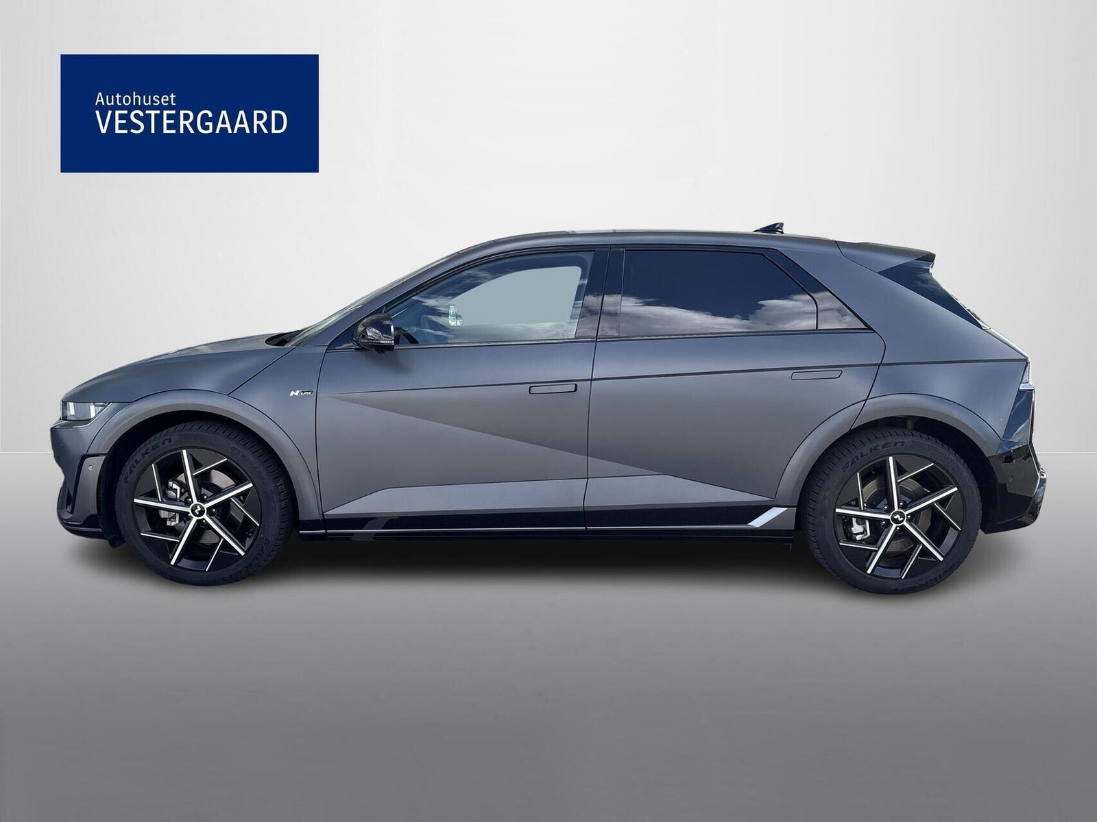 Grå Hyundai Ioniq 5 fra 2026
