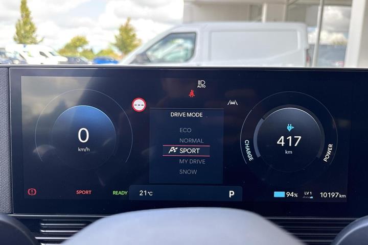 Grå Hyundai Ioniq 5 fra 2026