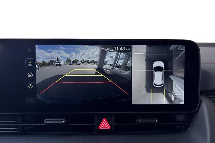 Grå Hyundai Ioniq 5 fra 2026