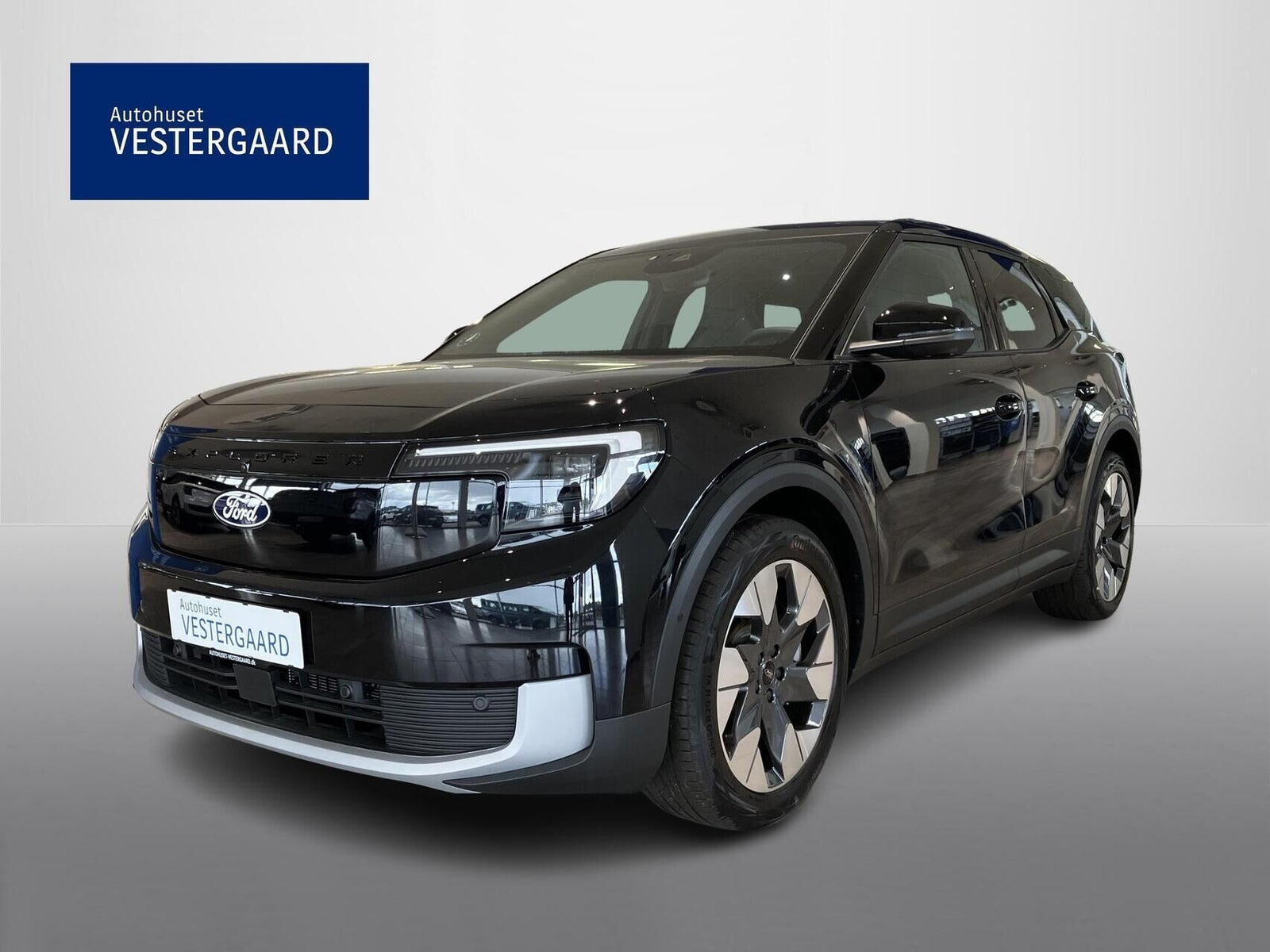 Ford Explorer 77 Premium Extended Range