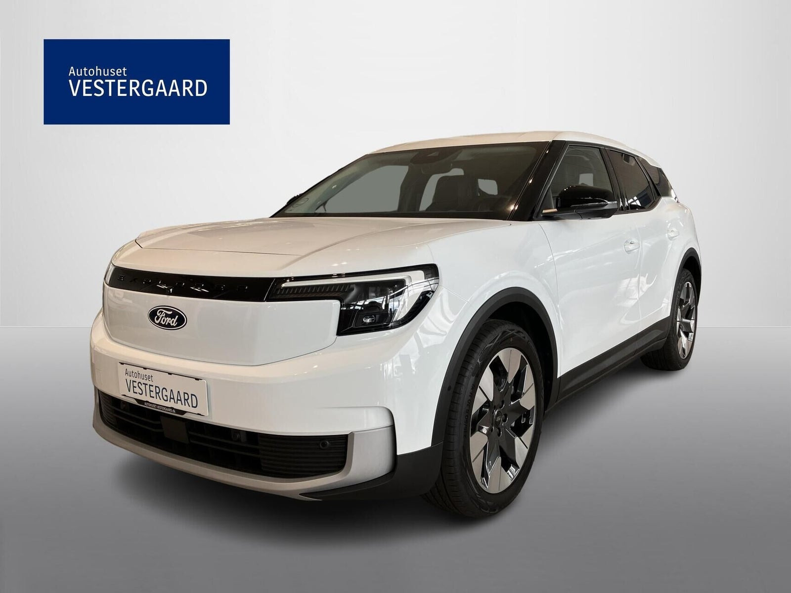 Ford Explorer 77 Premium Extended Range