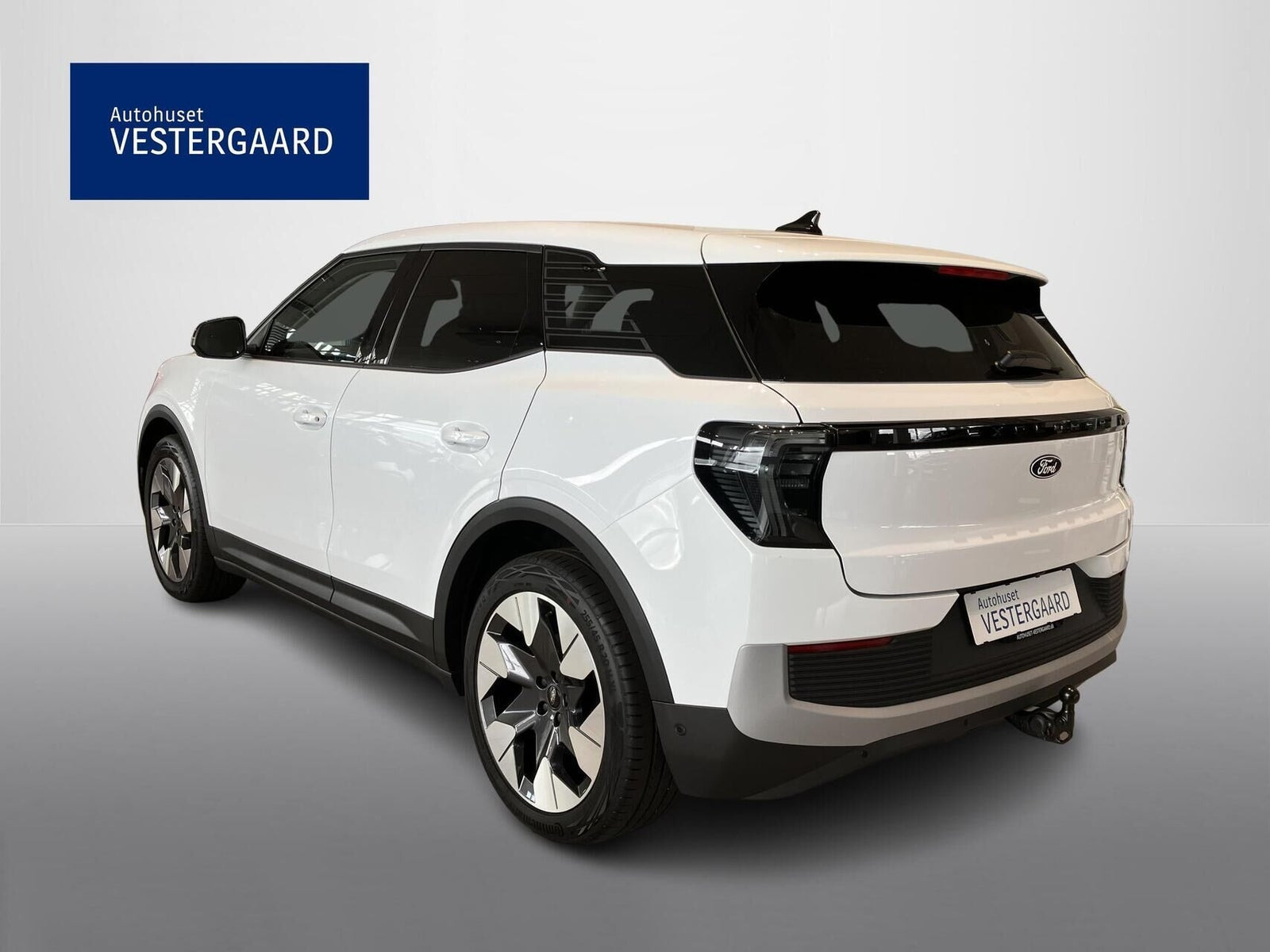 Hvid Ford Explorer fra 2025