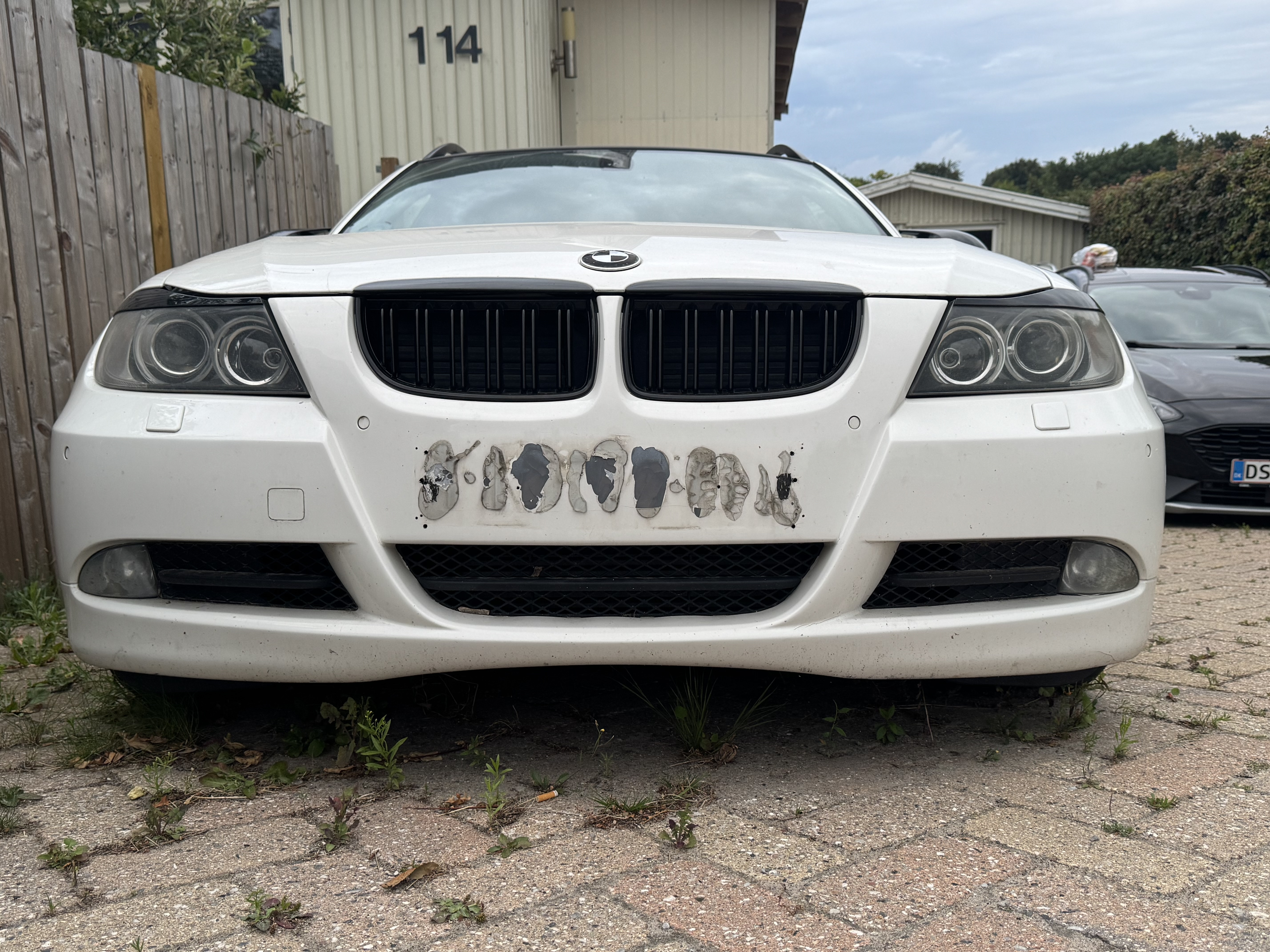 BMW 325 3,0 UOPLYST