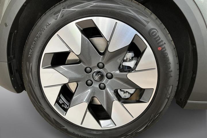 Grå Ford Explorer fra 2025