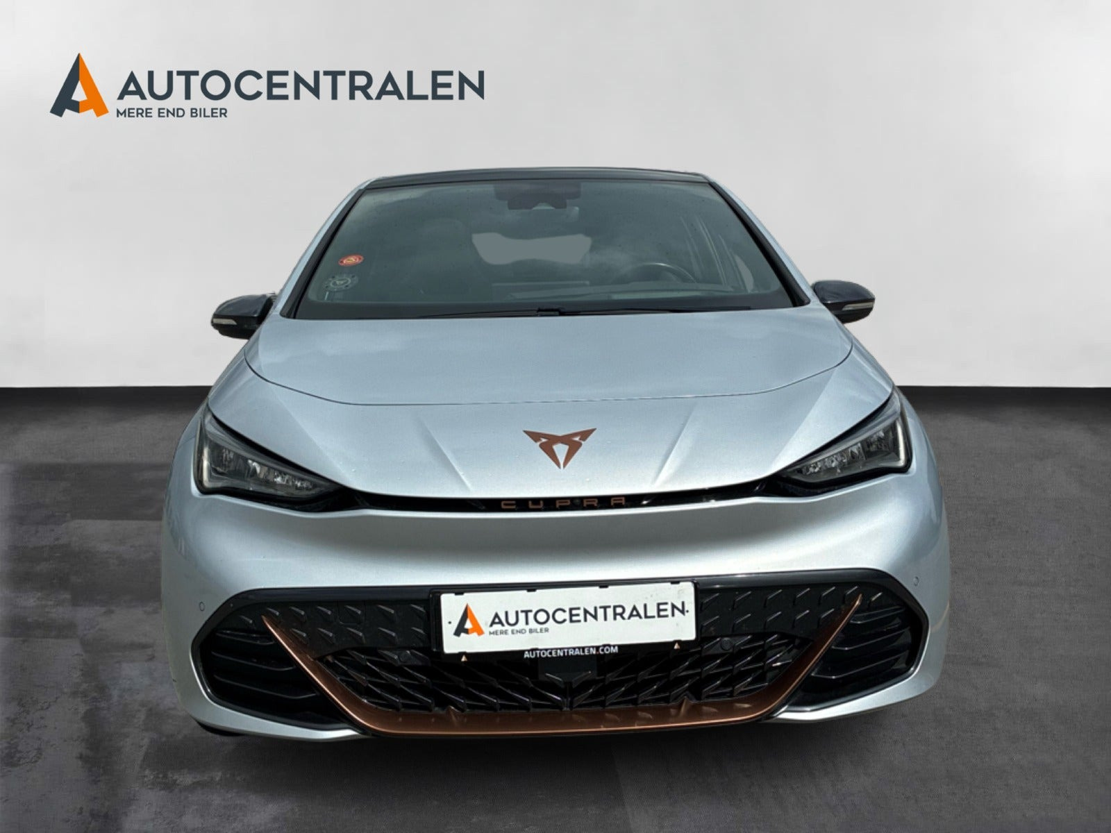 Sølv Cupra Born fra 2022