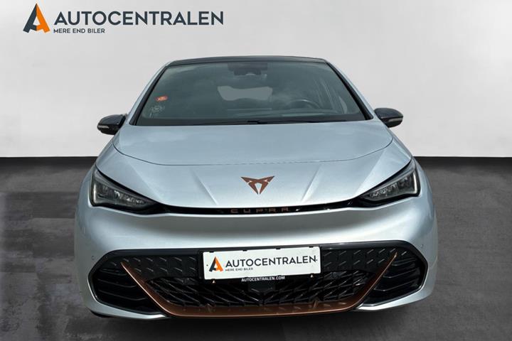 Sølv Cupra Born fra 2022