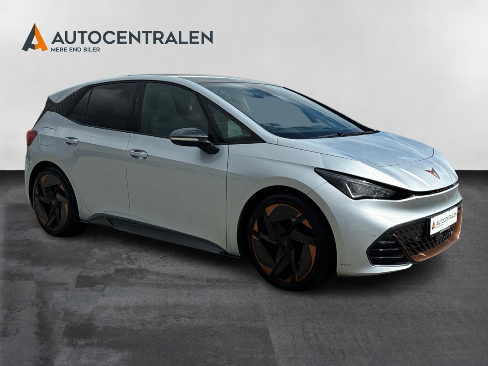Sølv Cupra Born fra 2022