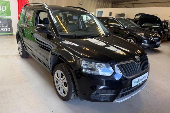 Sort Skoda Yeti fra 2016