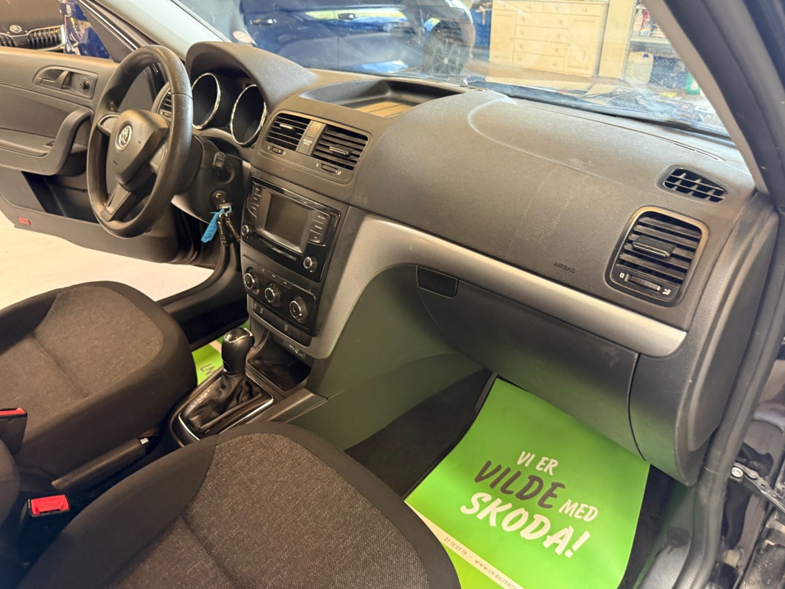 Sort Skoda Yeti fra 2016