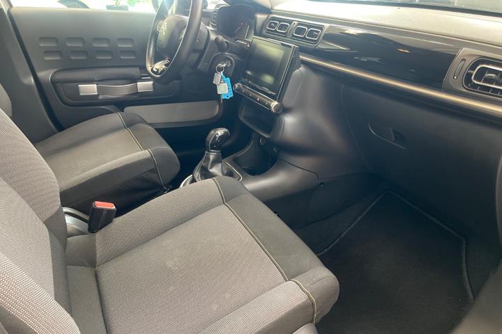 Beige Citroën C3 fra 2021