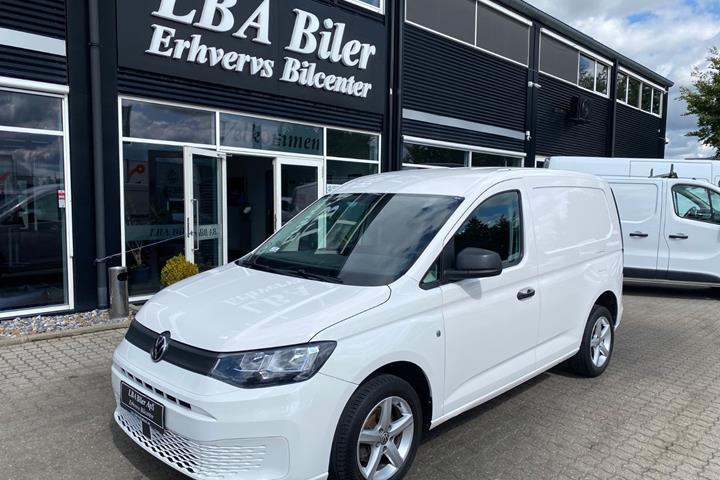 Hvid VW Caddy fra 2021
