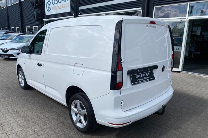 Hvid VW Caddy fra 2021