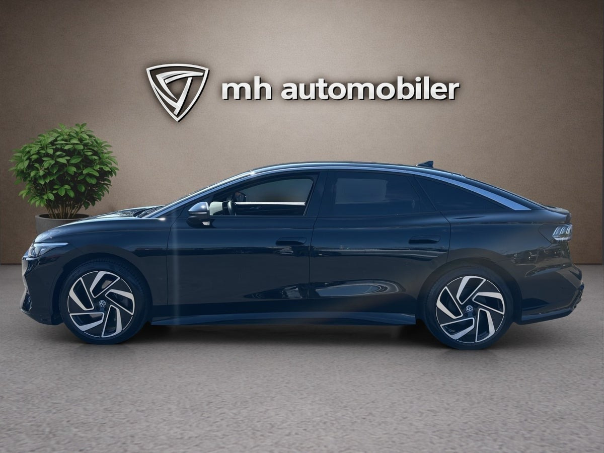 Sort VW ID.7 fra 2025