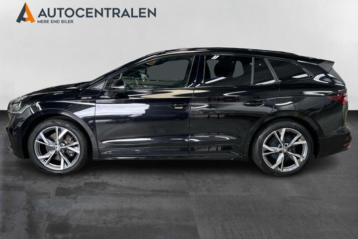 Sort Skoda Enyaq fra 2025