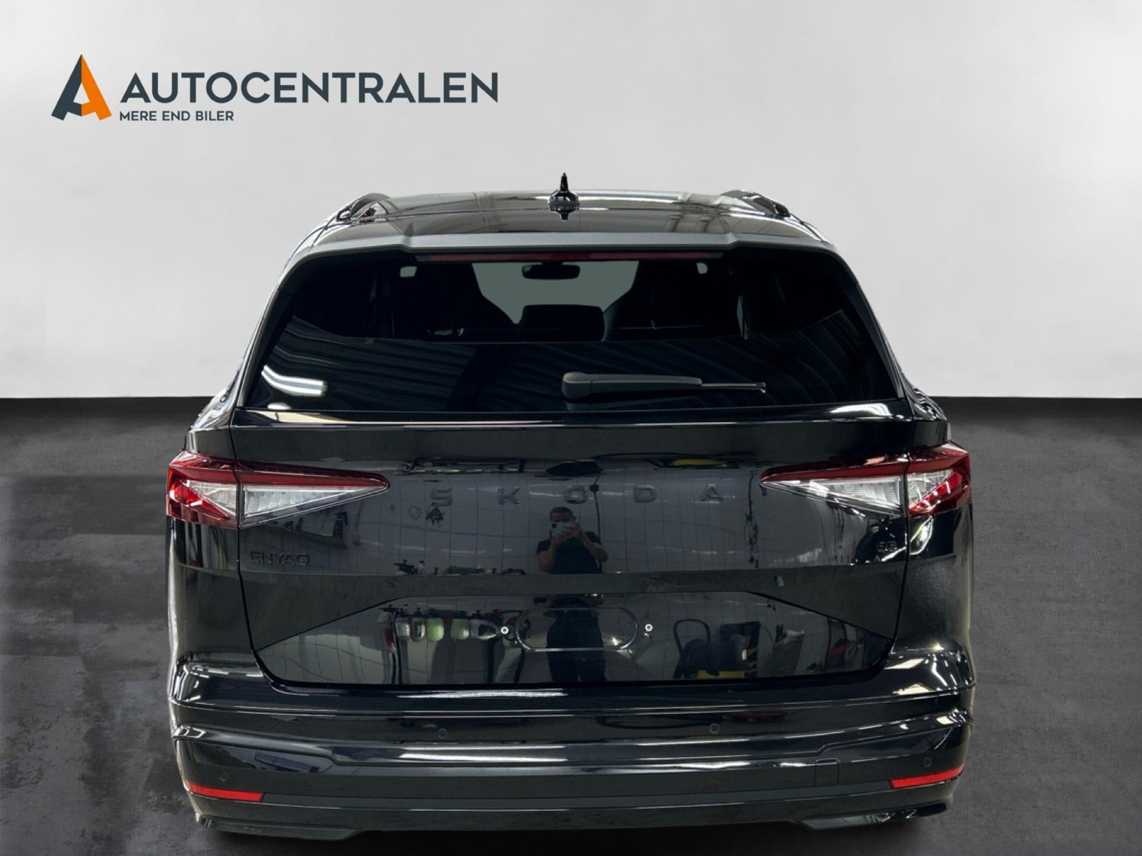 Sort Skoda Enyaq fra 2025
