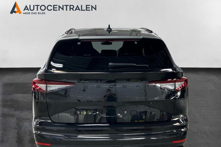 Sort Skoda Enyaq fra 2025