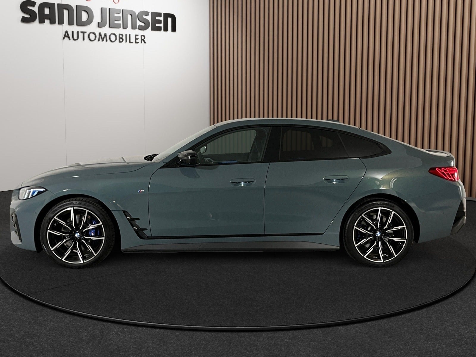 Grøn BMW i4 fra 2026