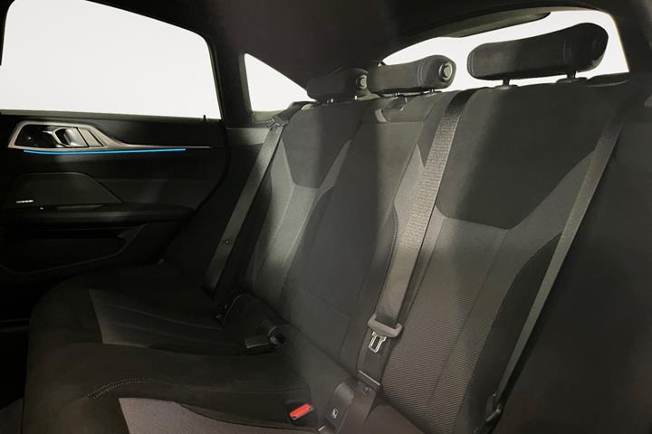 Grøn BMW i4 fra 2026