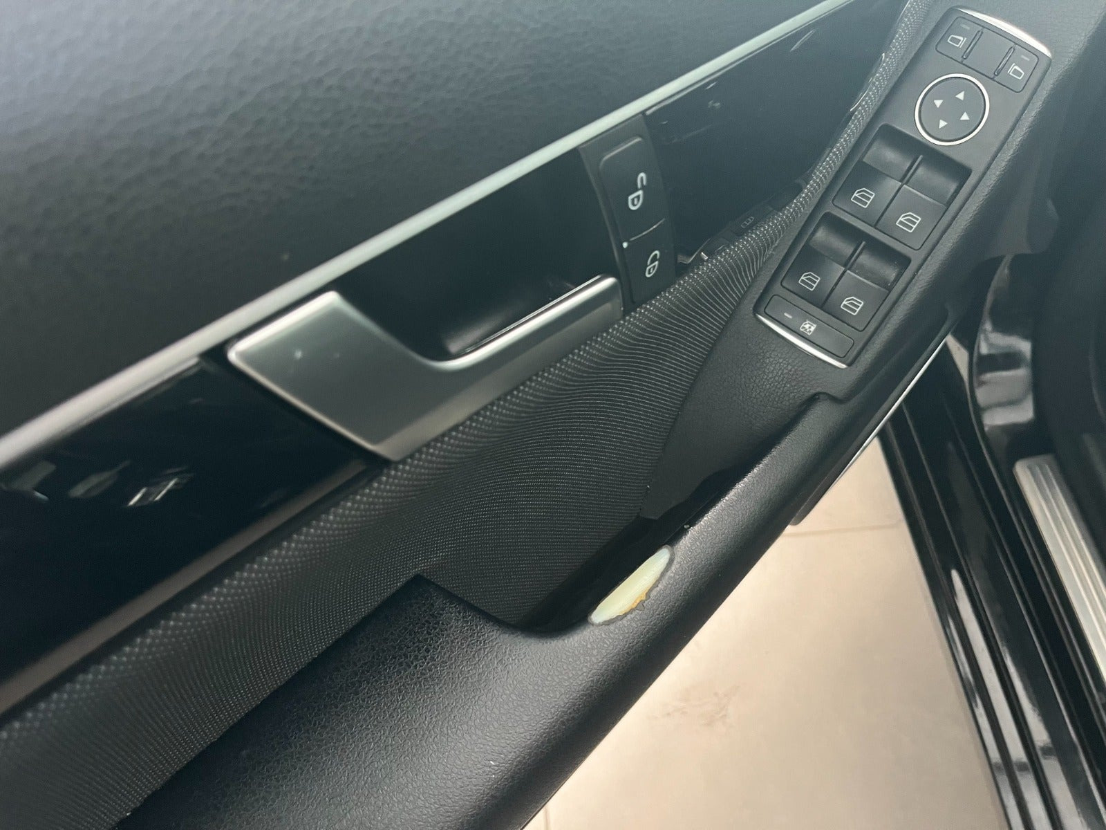 Grøn Mercedes C180 fra 2013