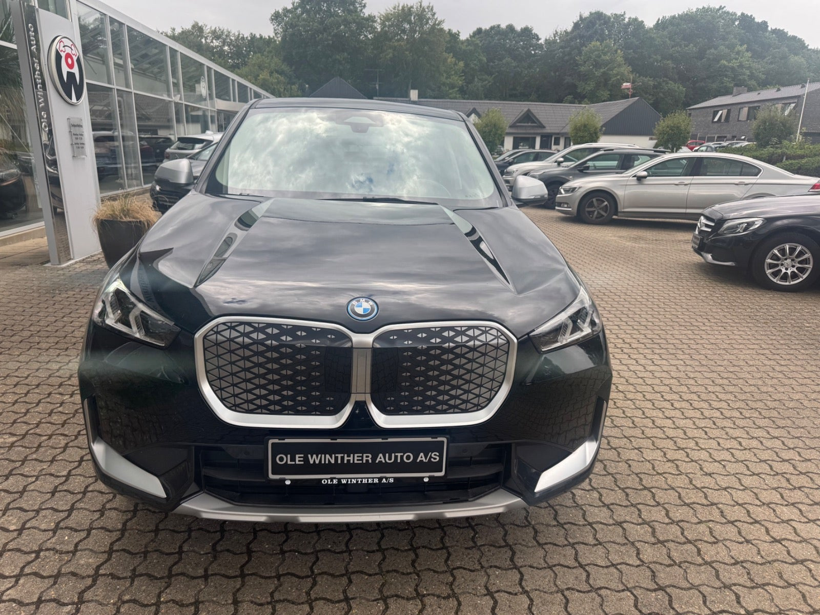 Sort BMW iX1 fra 2024