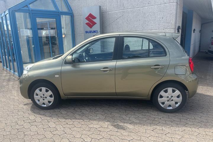 Grøn Nissan Micra fra 2017