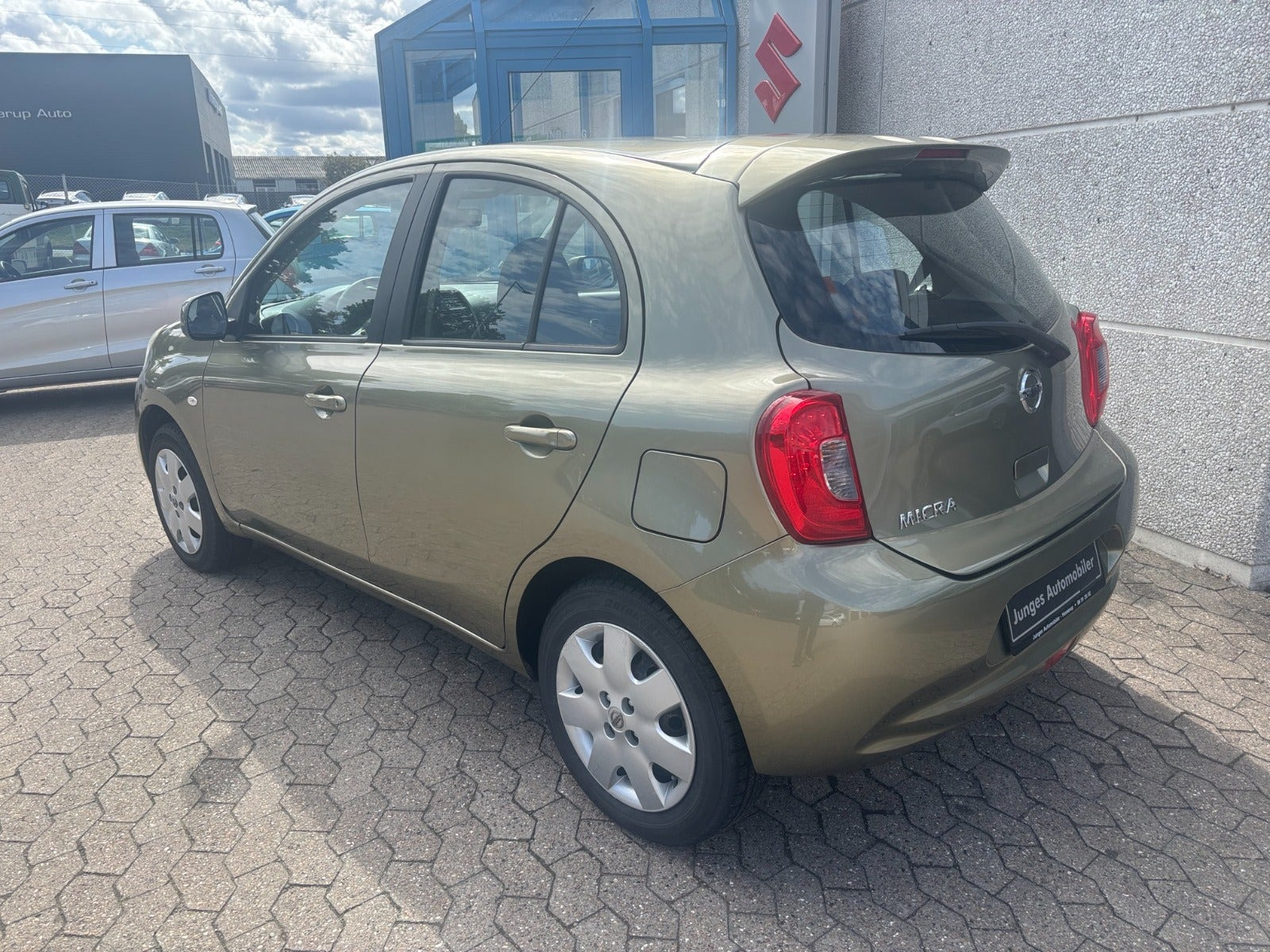 Grøn Nissan Micra fra 2017