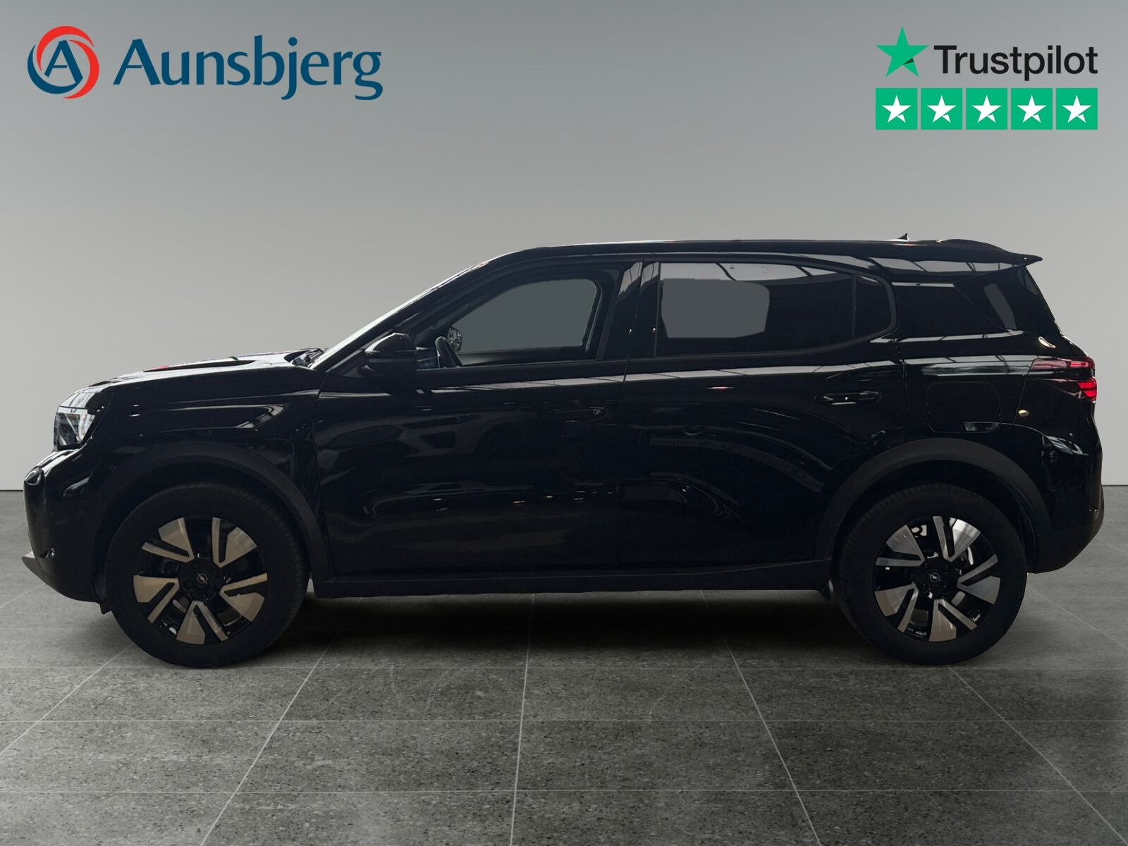 Sort Opel Frontera fra 2025