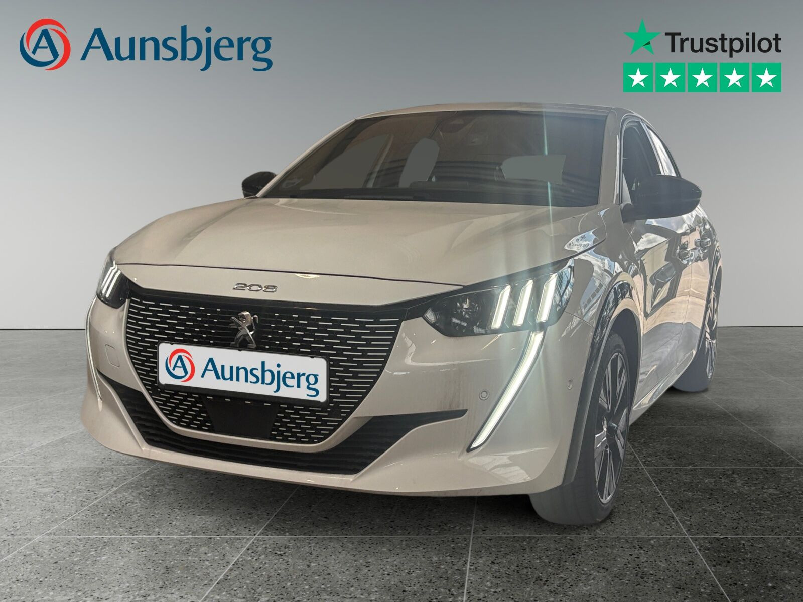 Hvid Peugeot e-208 fra 2023