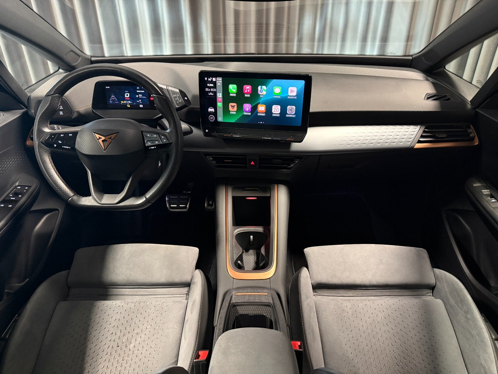 Grå Cupra Born fra 2022