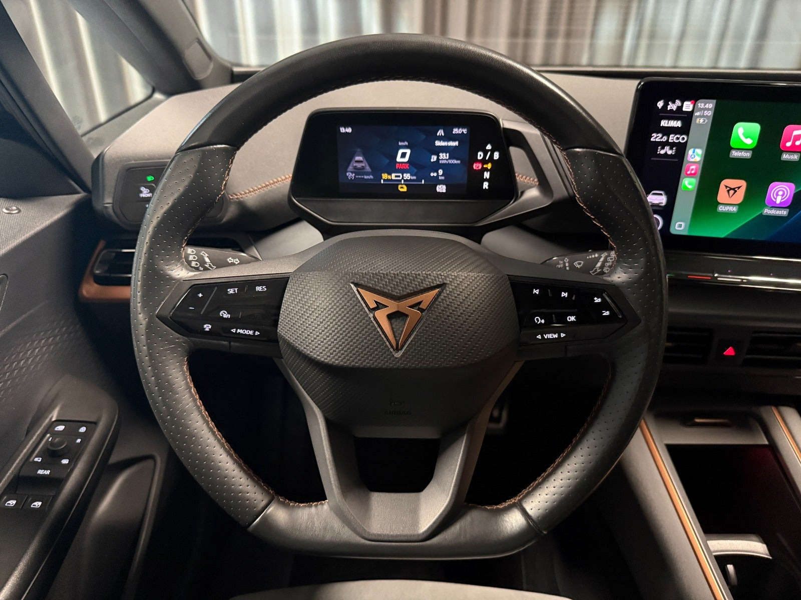 Grå Cupra Born fra 2022