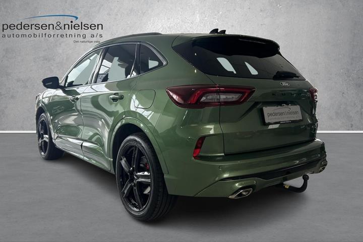 Grøn Ford Kuga fra 2026