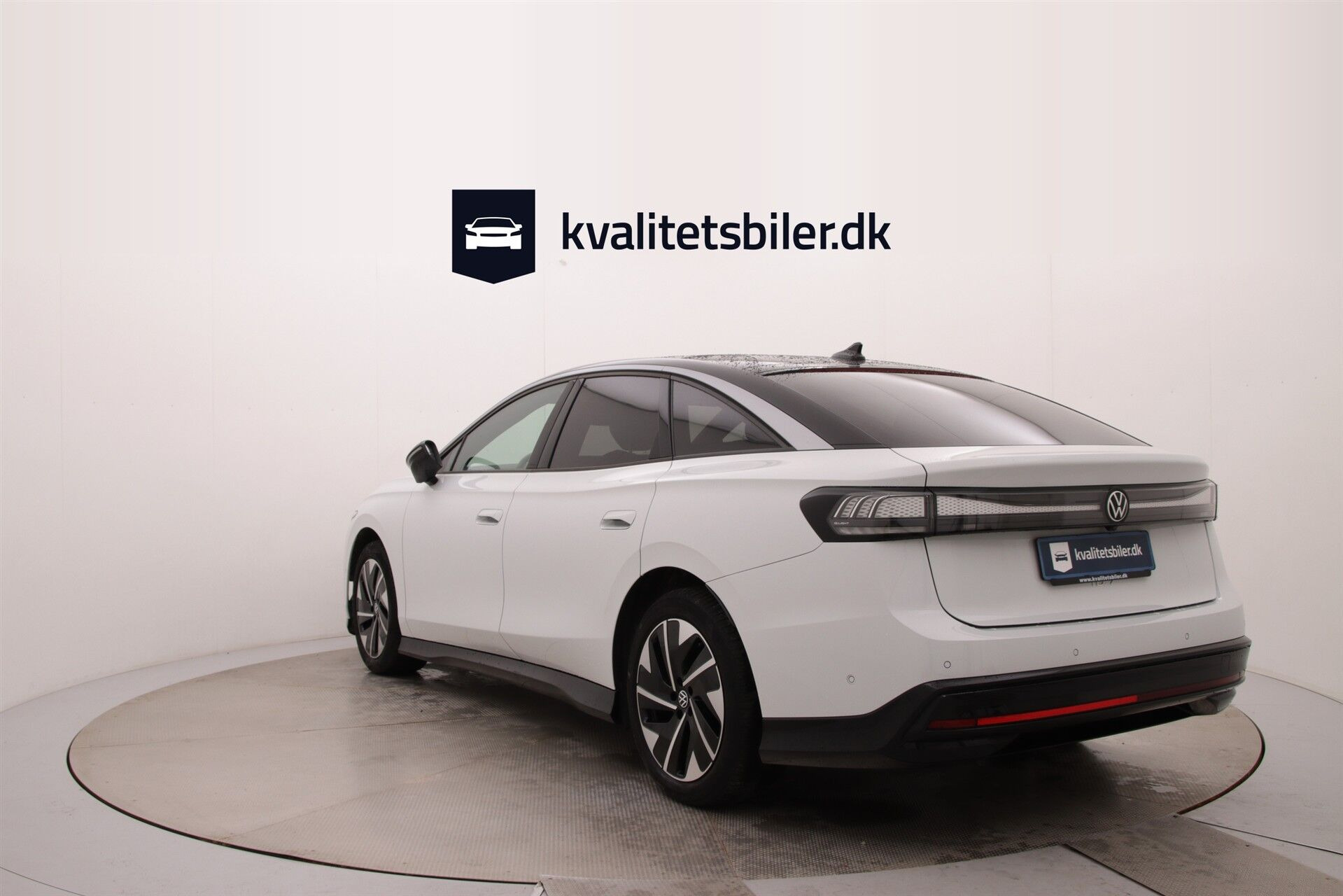 Hvid VW ID.7 fra 2024