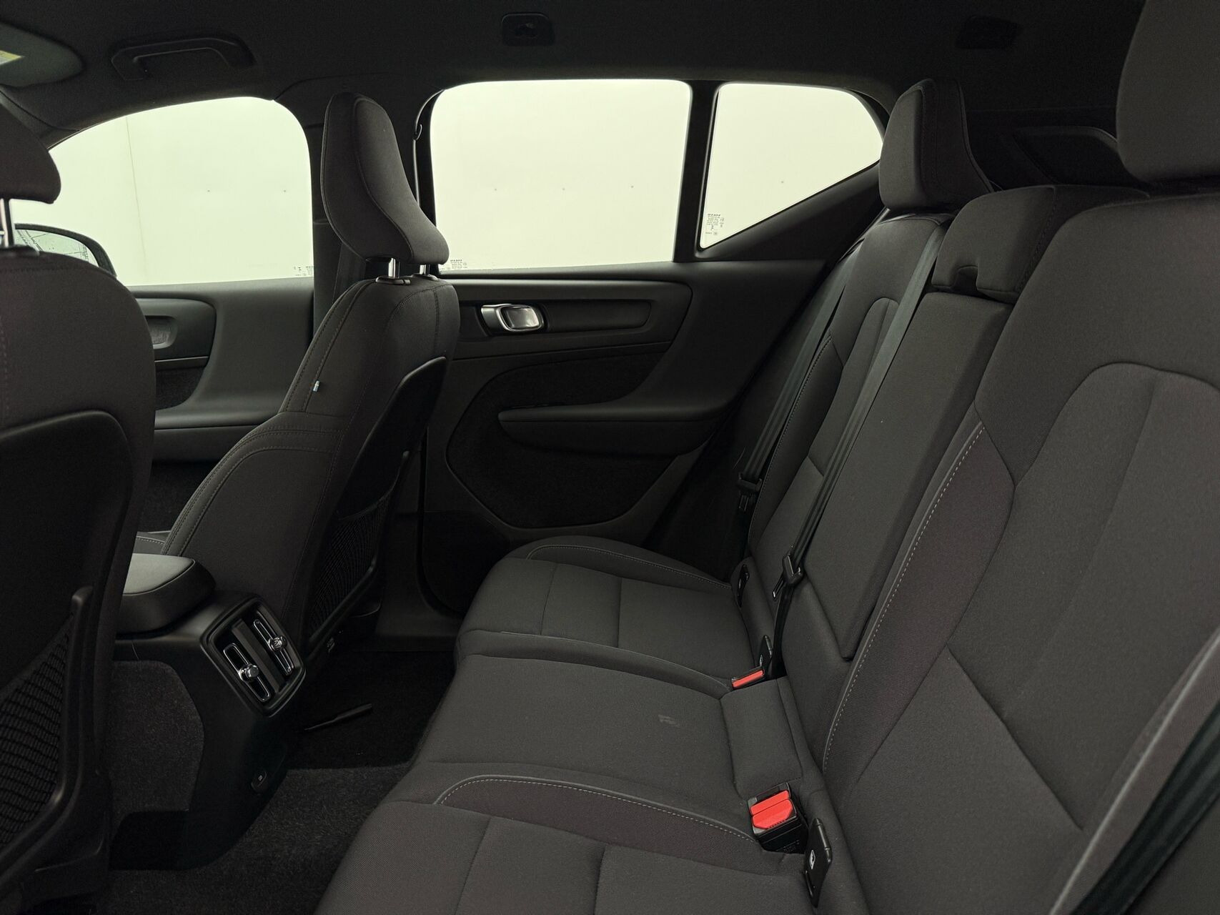 Sort Volvo XC40 fra 2023