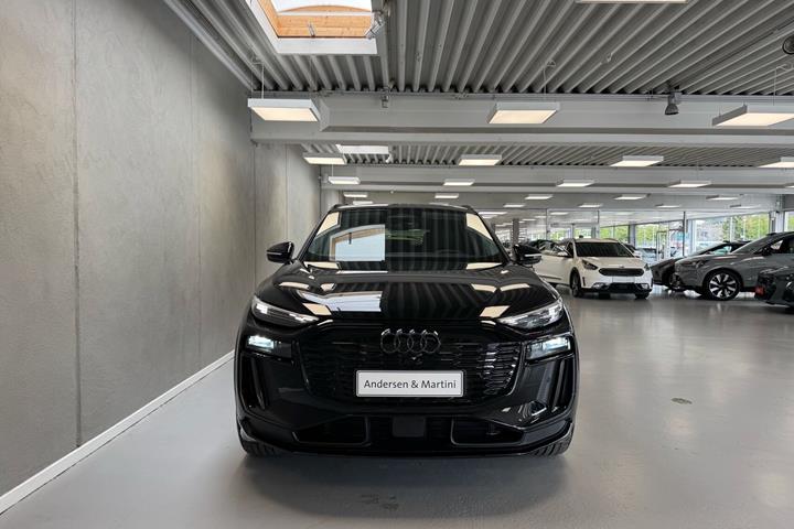 Sort Audi Q6 fra 2026