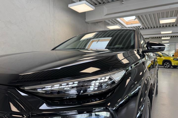 Sort Audi Q6 fra 2026