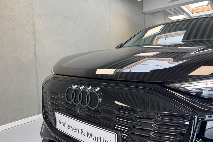 Sort Audi Q6 fra 2026