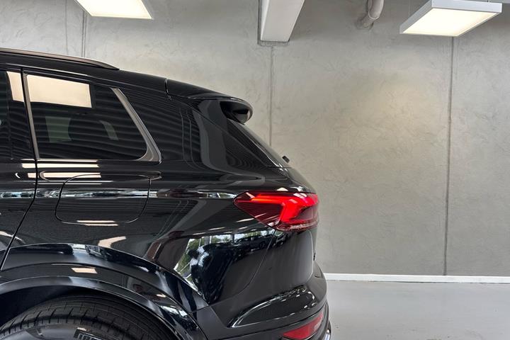 Sort Audi Q6 fra 2026
