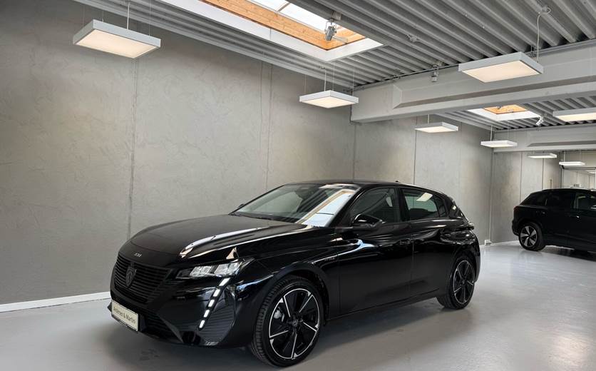 Peugeot E-308 EL Style 156HK Stc Aut.