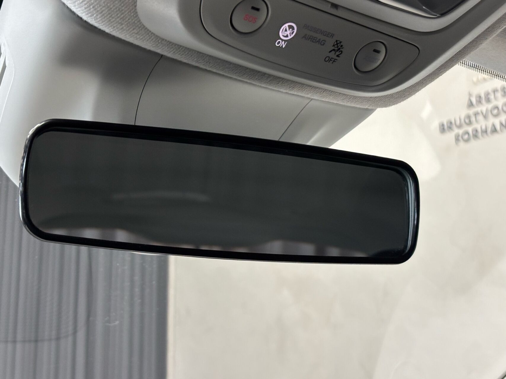 Hvid Fiat 500e fra 2023