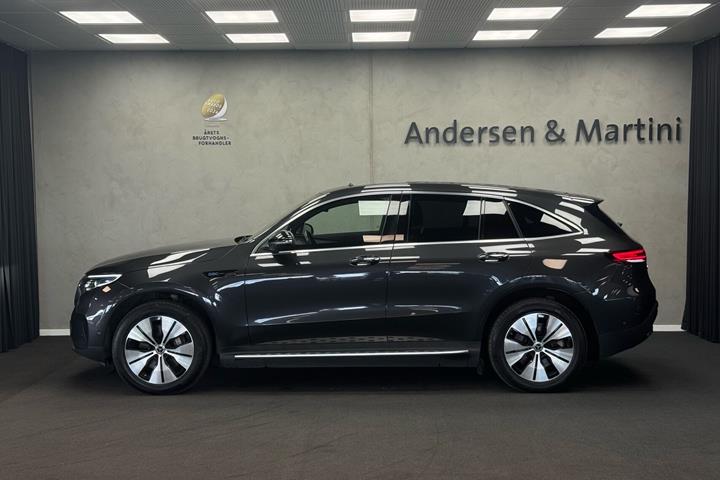 Grå Mercedes EQC 400 fra 2021