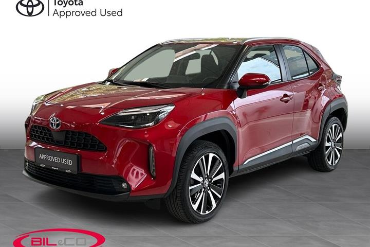 Rød Toyota Yaris Cross fra 2022