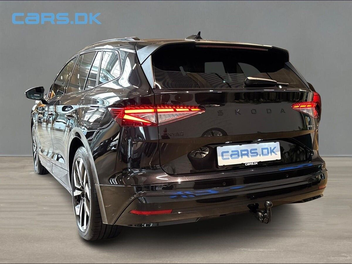 Sort Skoda Enyaq fra 2026
