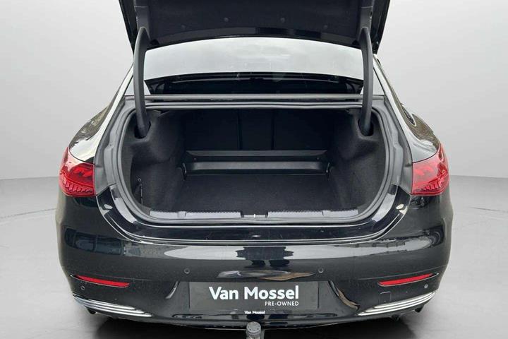 Sort Mercedes EQE 43 AMG fra 2023