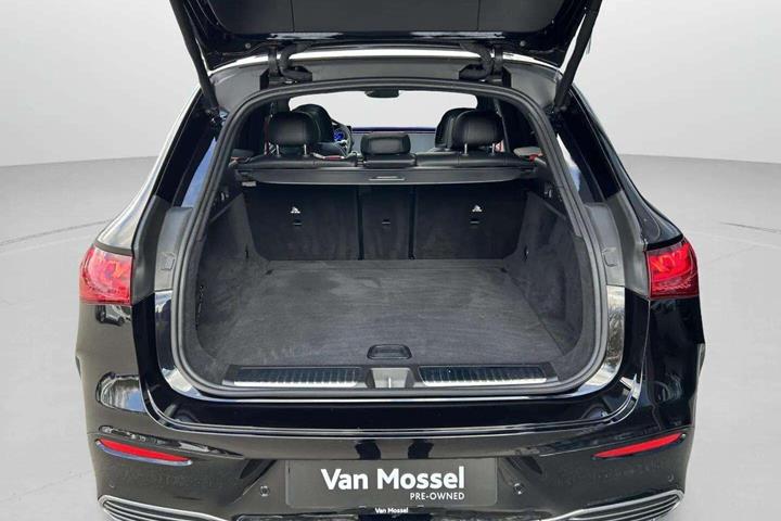 Sort Mercedes EQE 43 AMG fra 2023