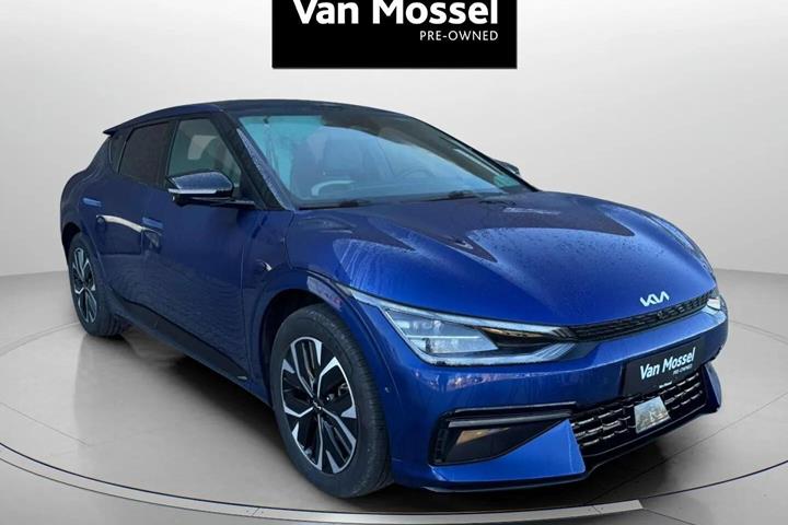 Blå Kia EV6 fra 2021