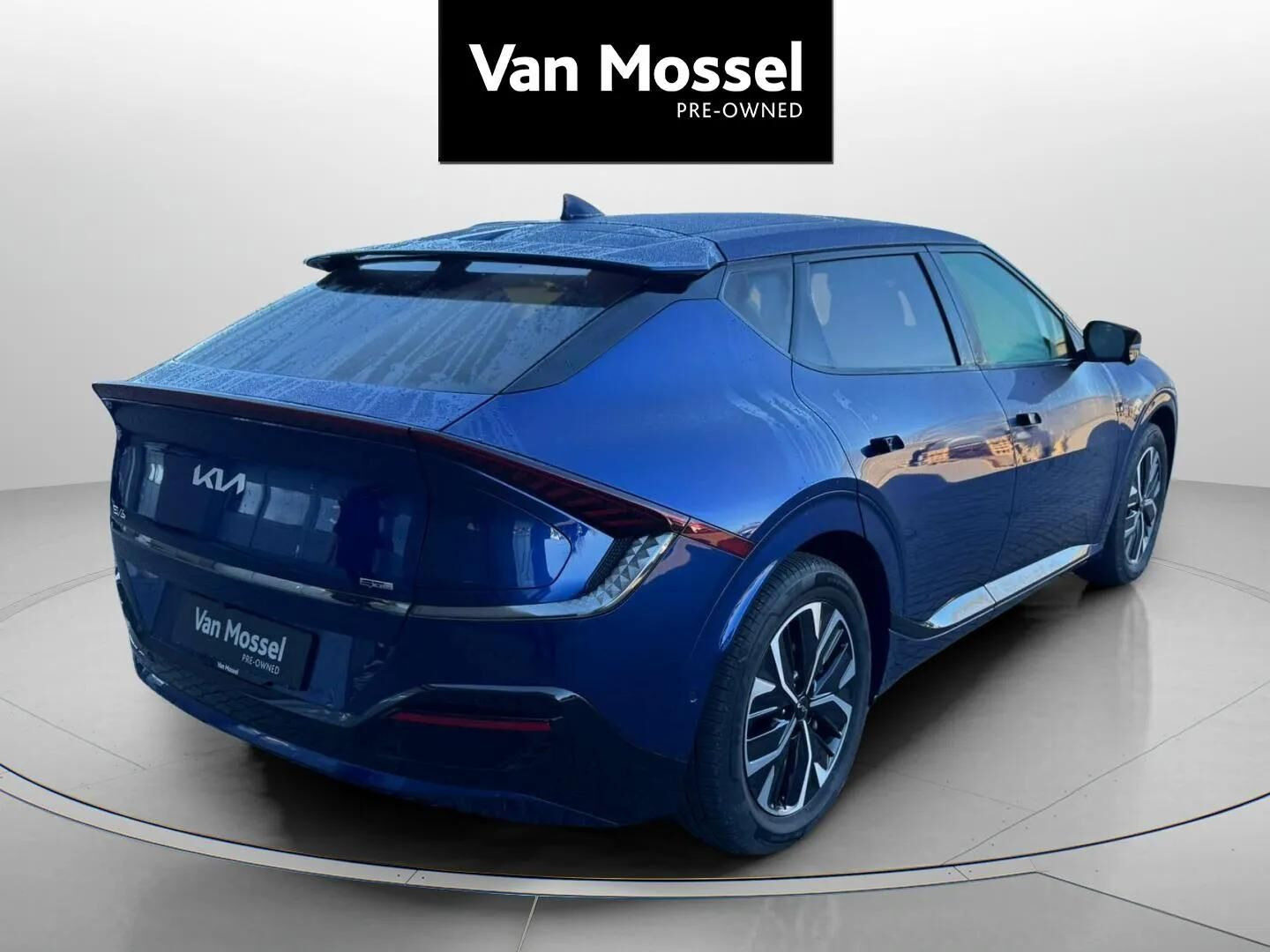 Blå Kia EV6 fra 2021