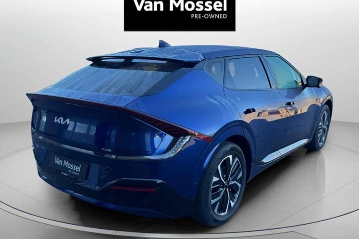 Blå Kia EV6 fra 2021