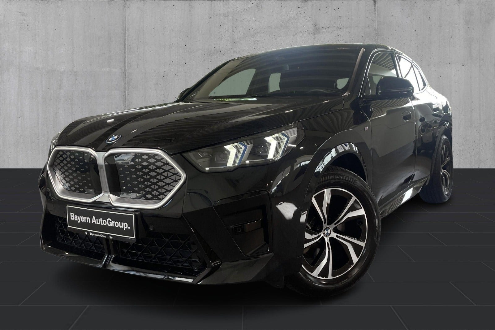 BMW iX2 xDrive30 Fully Charged M-Sport