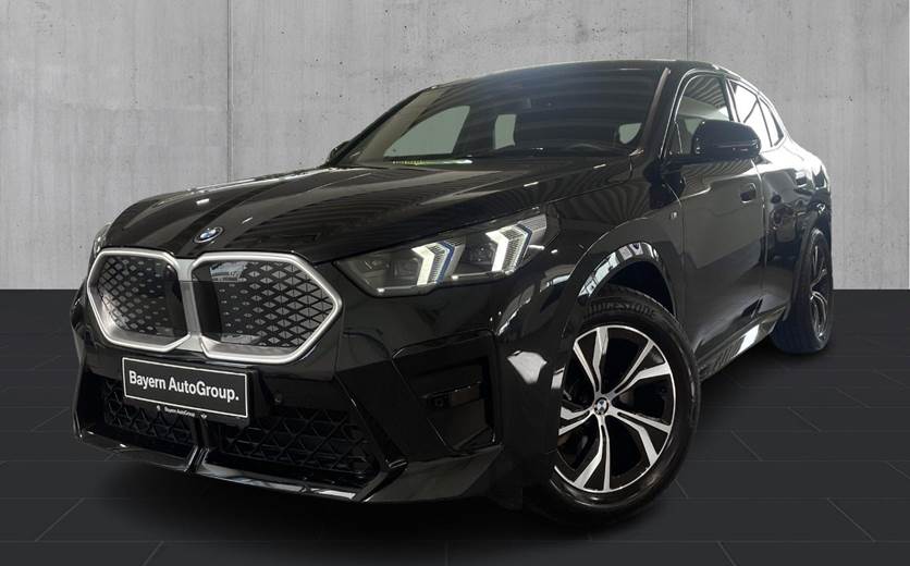 BMW iX2 xDrive30 Fully Charged M-Sport