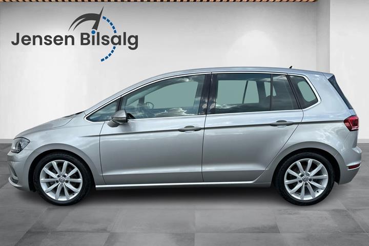 undefined VW Golf Sportsvan fra 2019